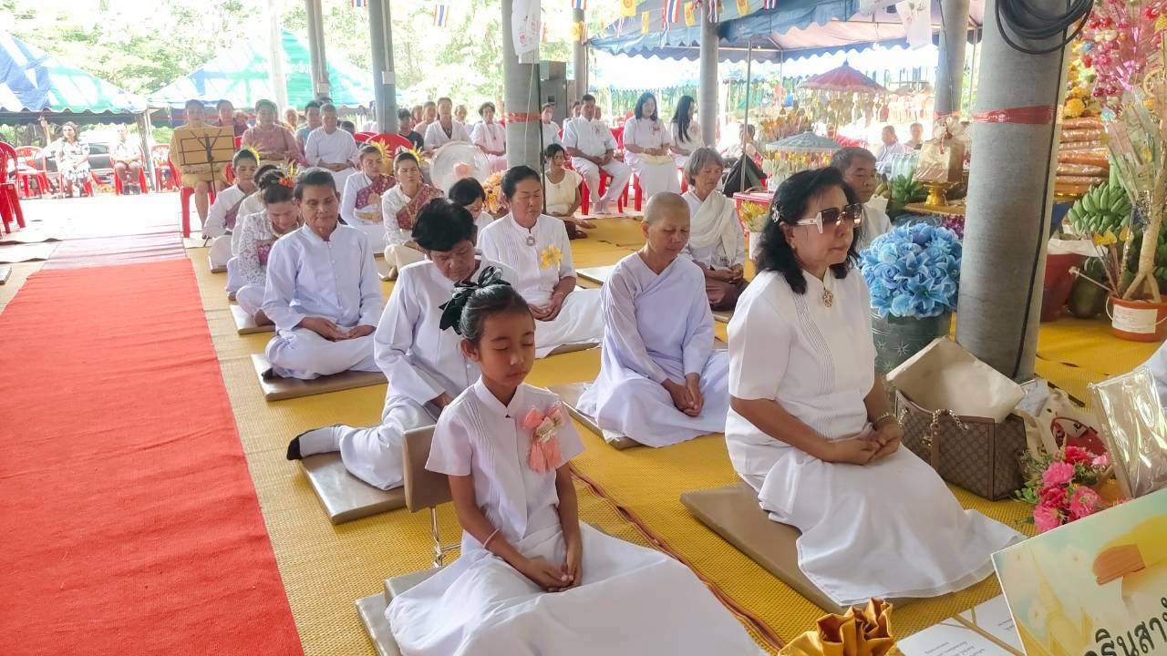 ภาพร่วมพิธีกรรมที่พักสงฆ์บุดดี