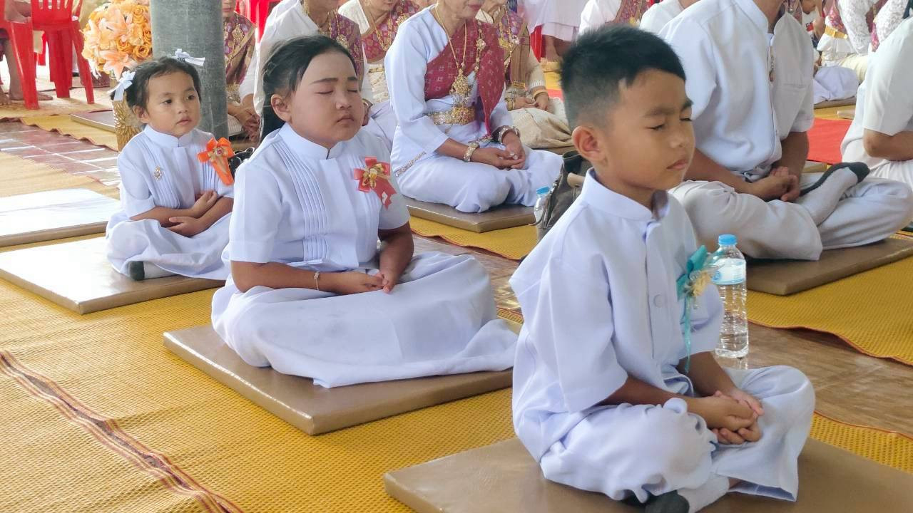 ภาพร่วมพิธีกรรมที่พักสงฆ์บุดดี