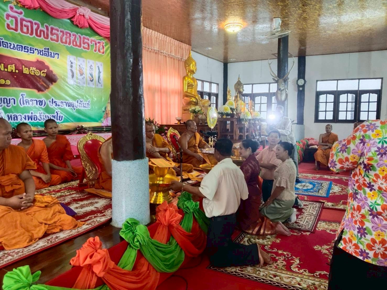 ภาพร่วมพิธีกรรมวัดพรหมราช