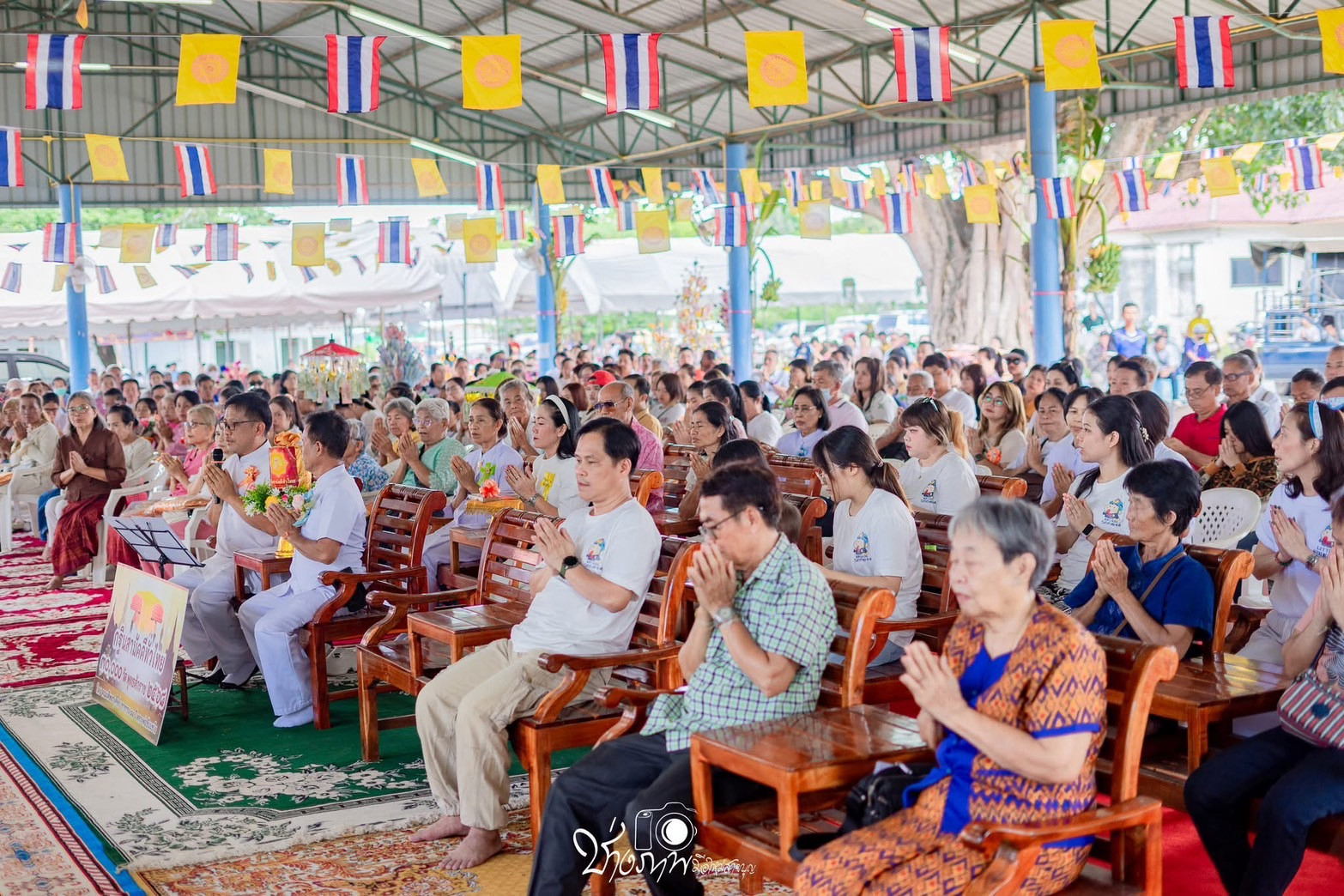 ภาพร่วมพิธีกรรมวัดเลือดไทย