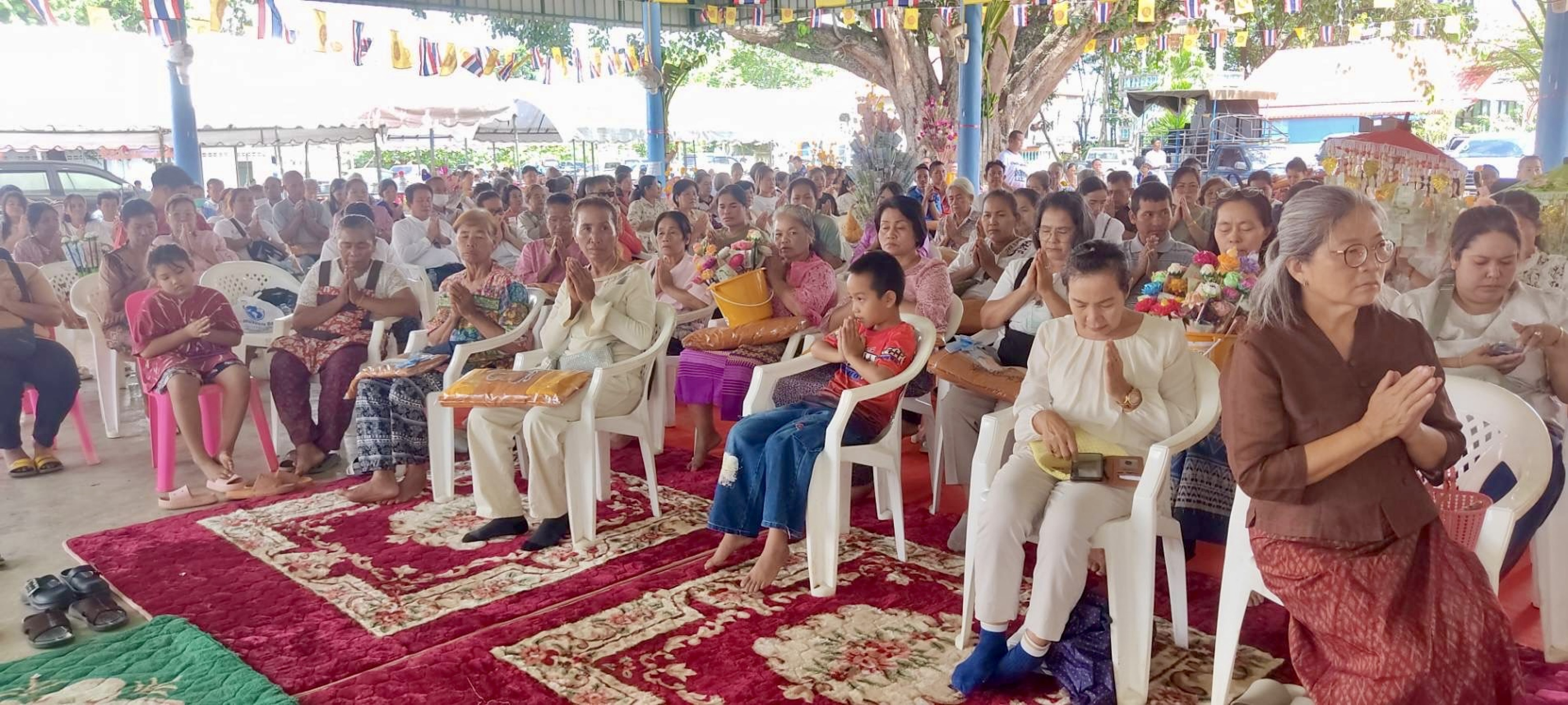 ภาพร่วมพิธีกรรมวัดเลือดไทย