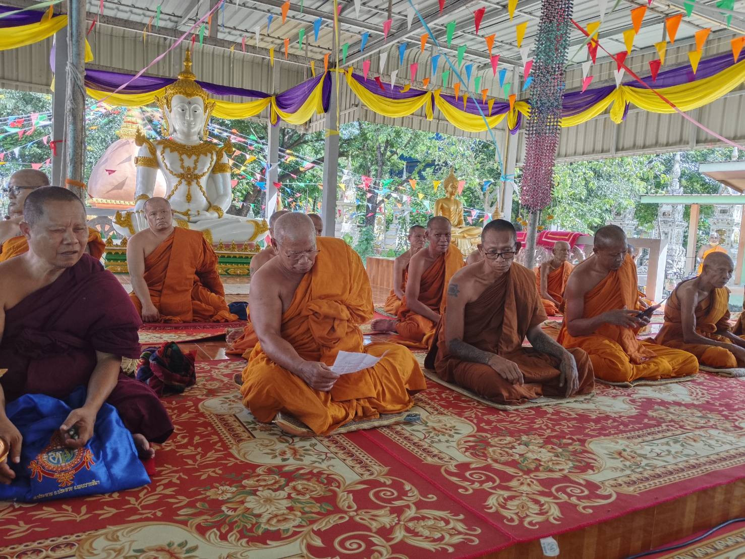 ภาพร่วมพิธีกรรมวัดหนองแสง