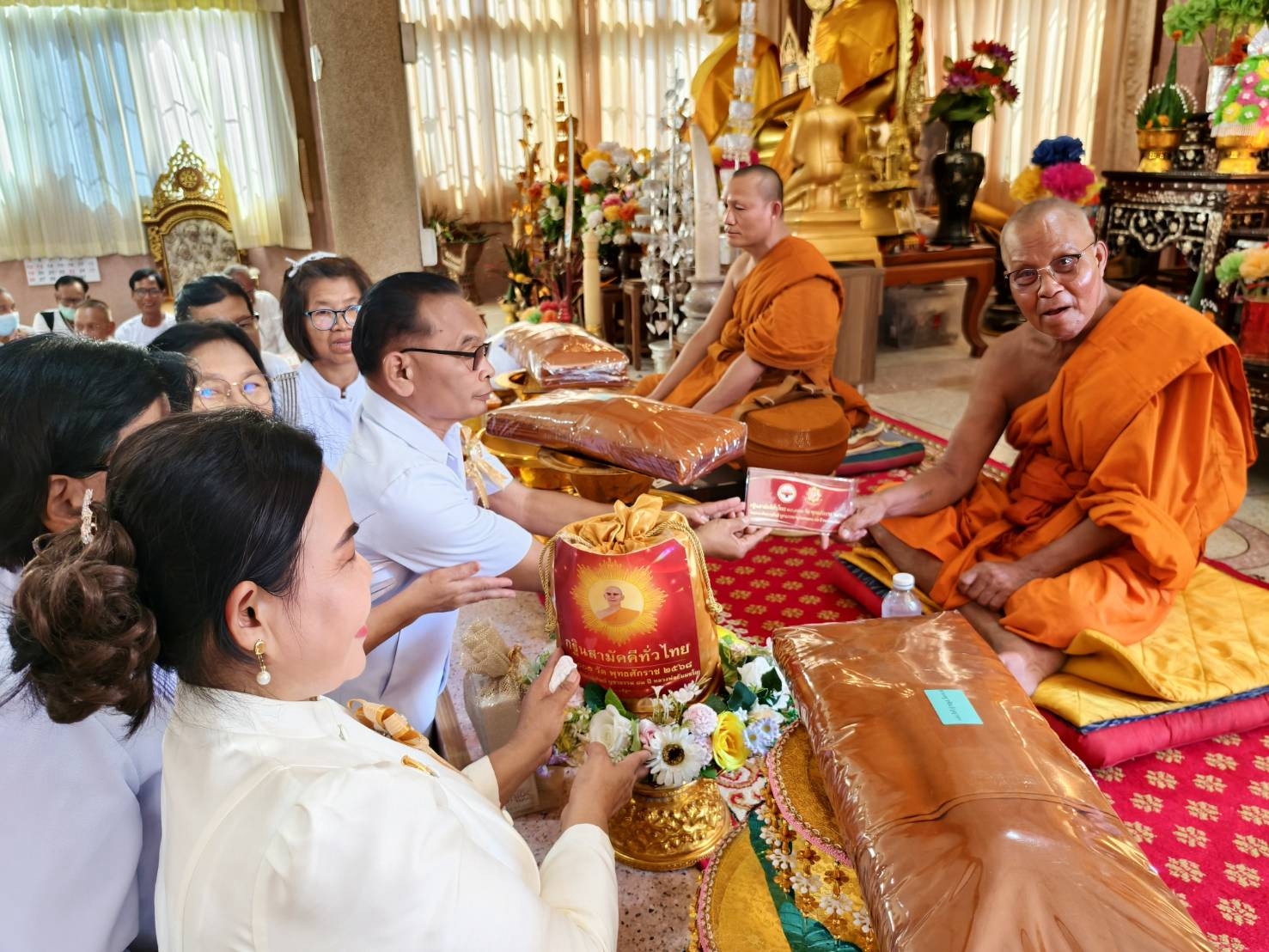 ภาพร่วมพิธีกรรมวัดหนองตาดใหญ่