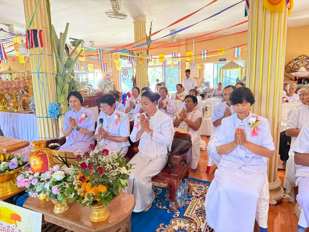 ภาพกล่าวคำถวายกฐินที่พักสงฆ์หนองไทร