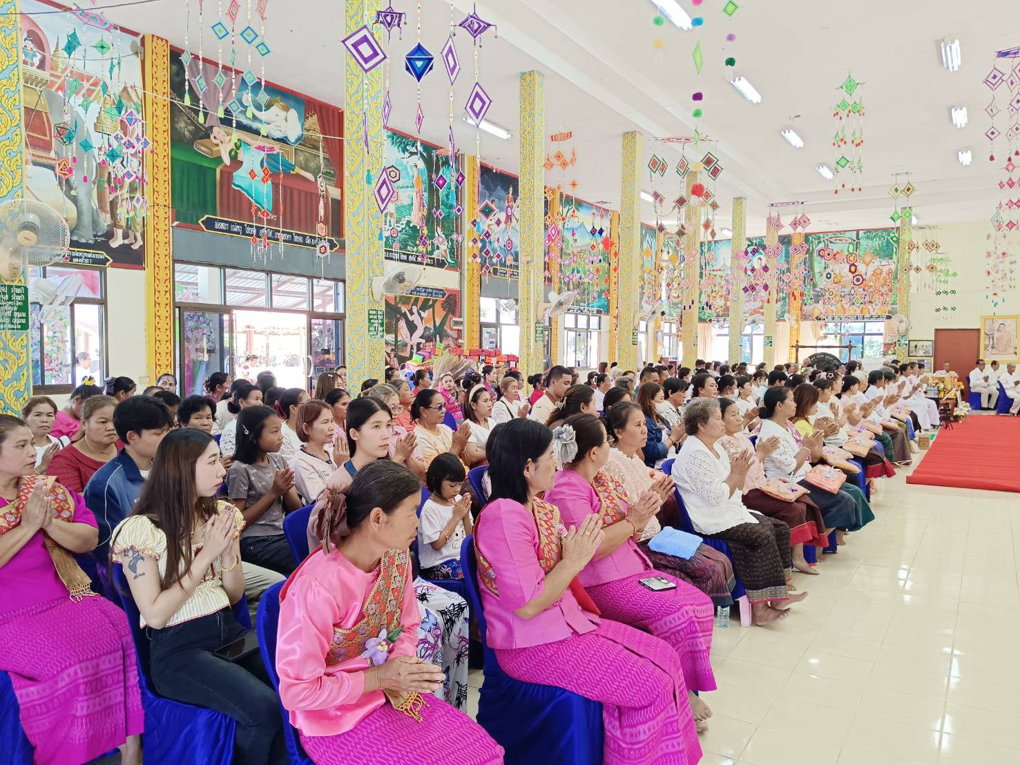 ภาพร่วมพิธีกรรมวัดโนนดู่