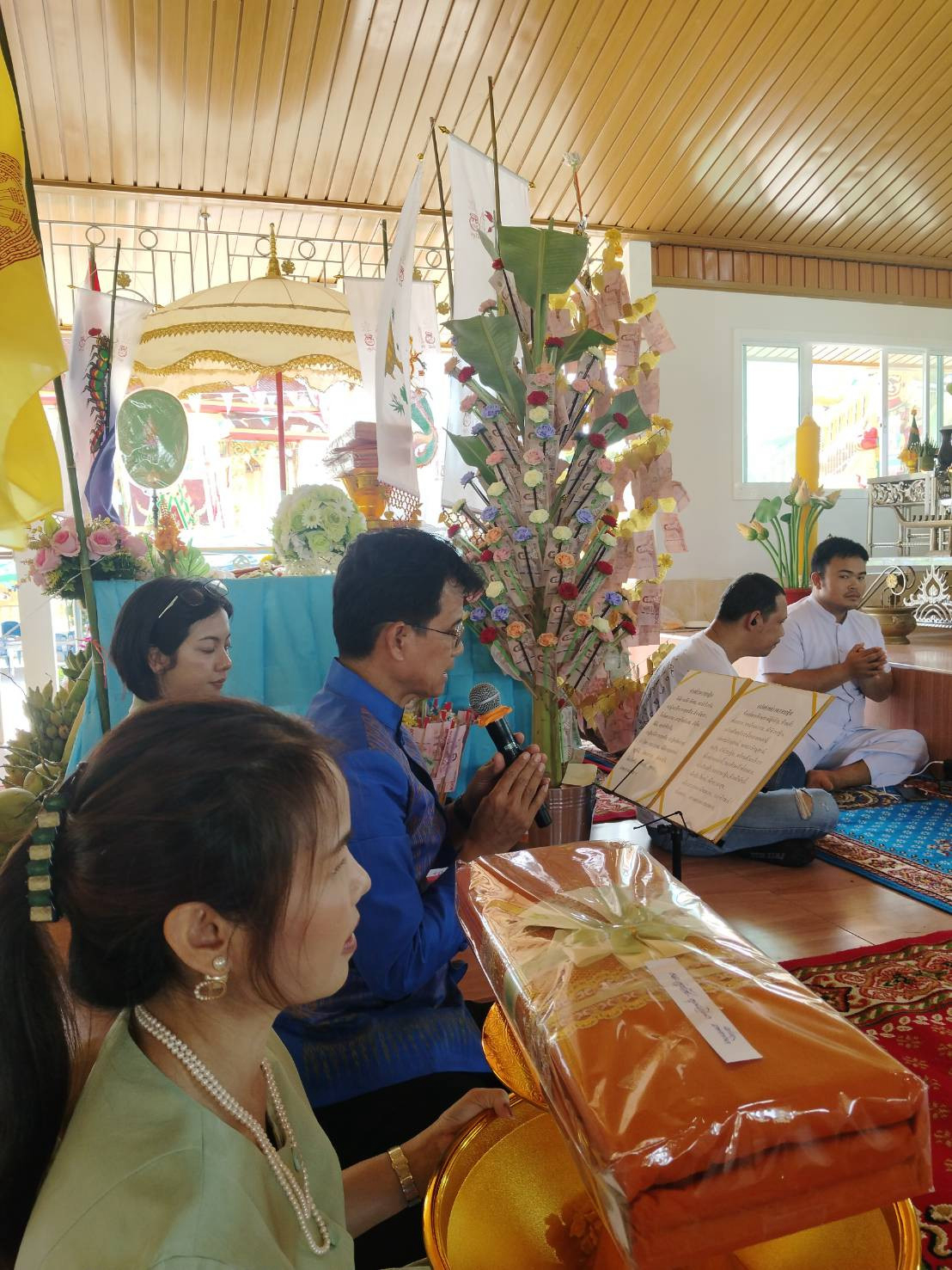 ภาพร่วมพิธีกรรมวัดคึมหญ้านาง