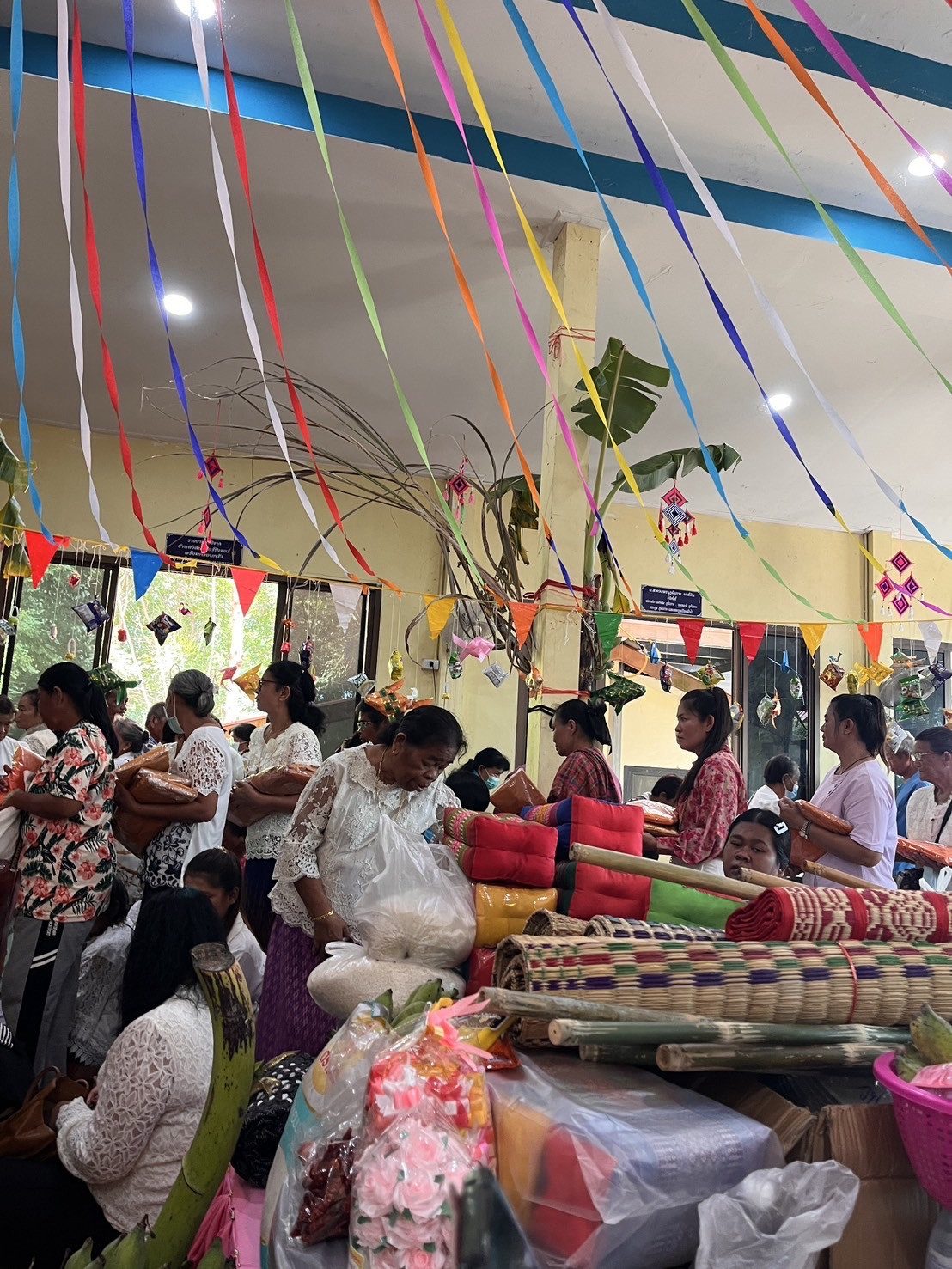 ภาพร่วมพิธีกรรมสำนักสงฆ์ศูนย์ปฏิบัติธรรมป่าโนนแดง