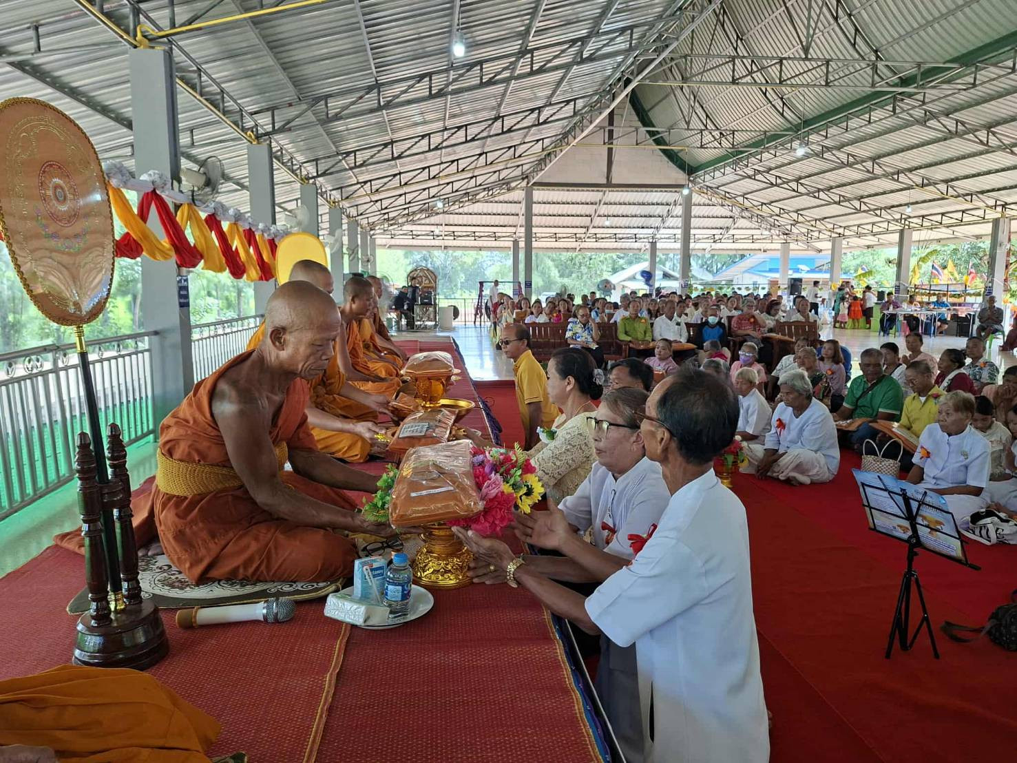 ภาพร่วมพิธีกรรมวัดป่าหนองม่วง