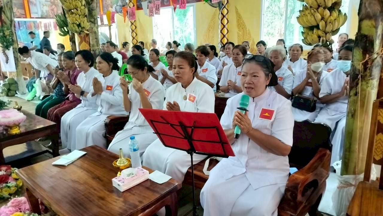 ภาพกล่าวคำถวายกฐินสำนักสงฆ์ป่าช้าตาหล่ำธรรมมงคล