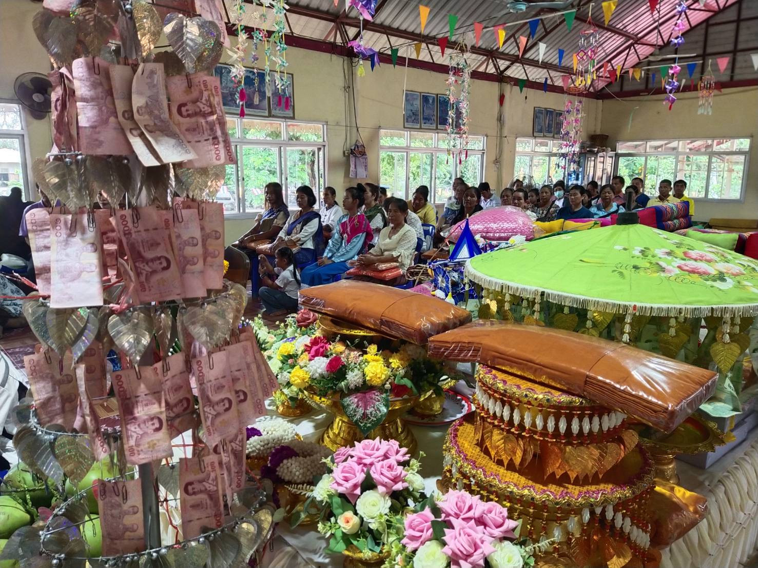 ภาพร่วมพิธีกรรมวัดศรีทายาท