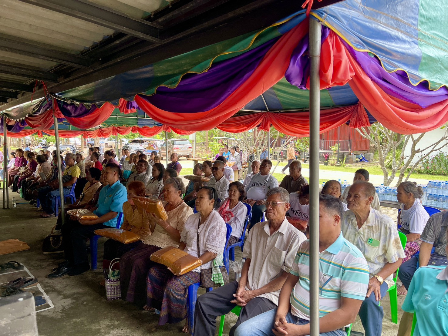 ภาพร่วมพิธีกรรมสำนักสงฆ์ร่วมจิตขวัญบุรี
