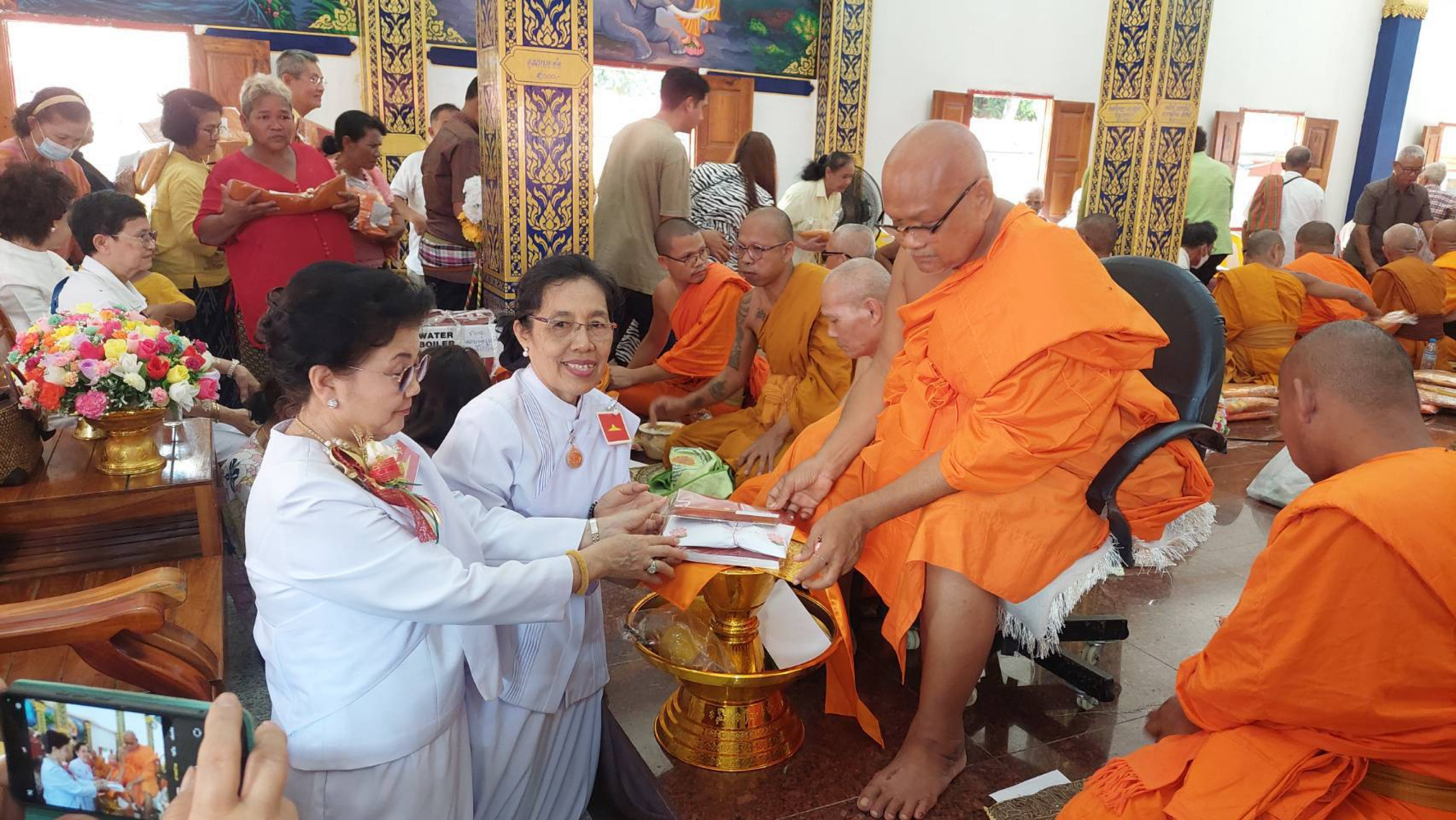 ภาพร่วมพิธีกรรมวัดตลาดชัย