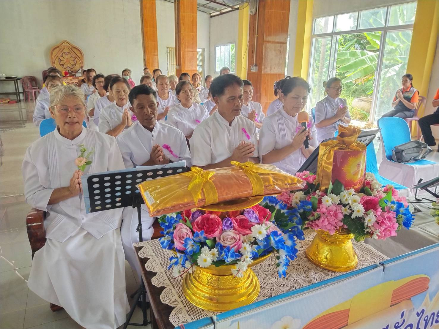 ภาพร่วมพิธีกรรมวัดราษฎร์สามัคคีธรรม