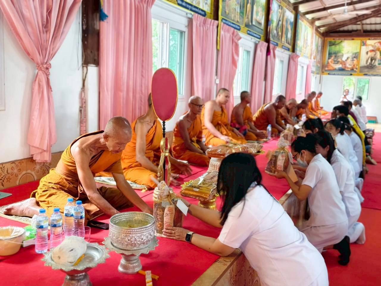 ภาพร่วมพิธีกรรมวัดประชาศรัทธาธรรม