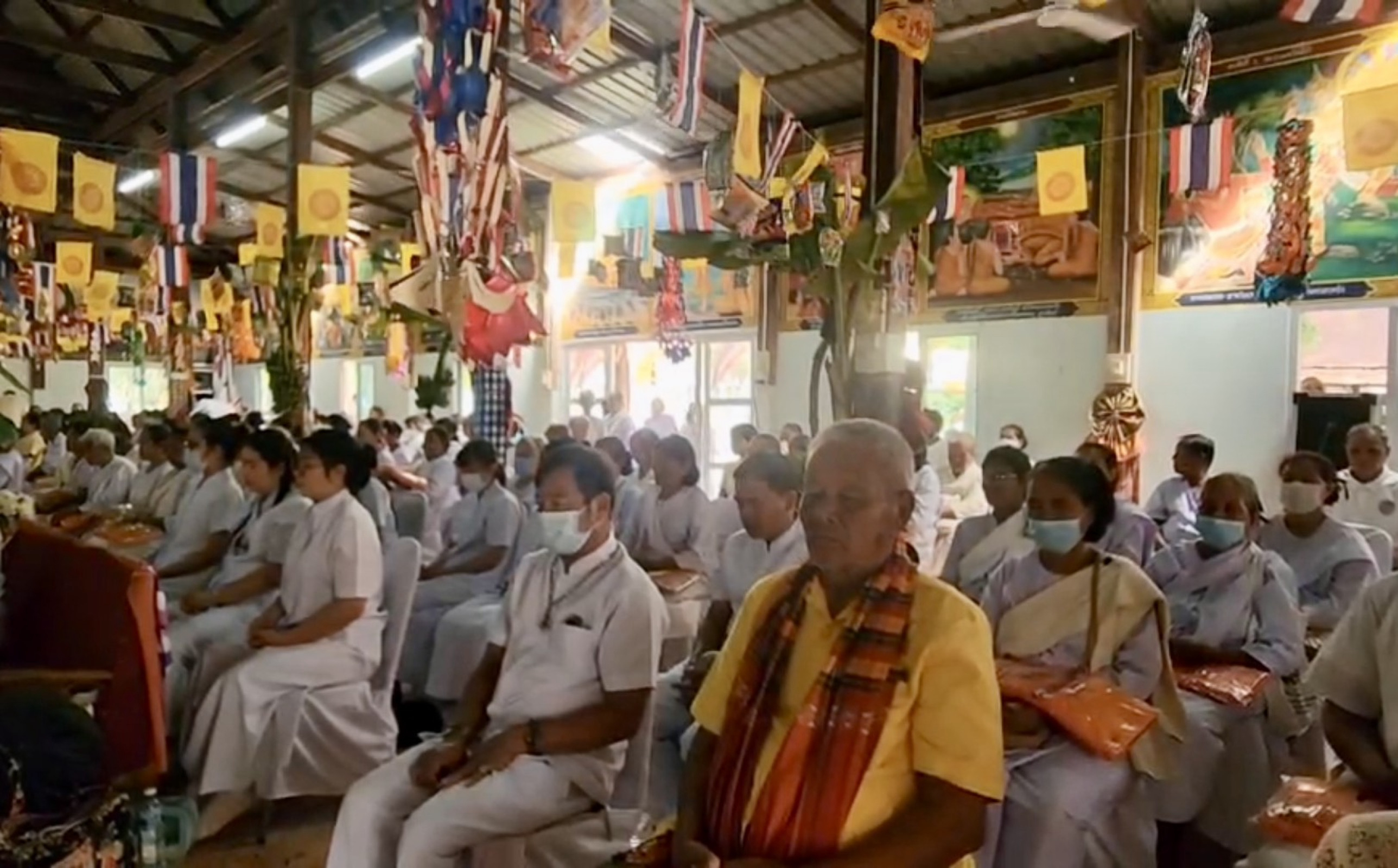 ภาพร่วมพิธีกรรมวัดประชาศรัทธาธรรม