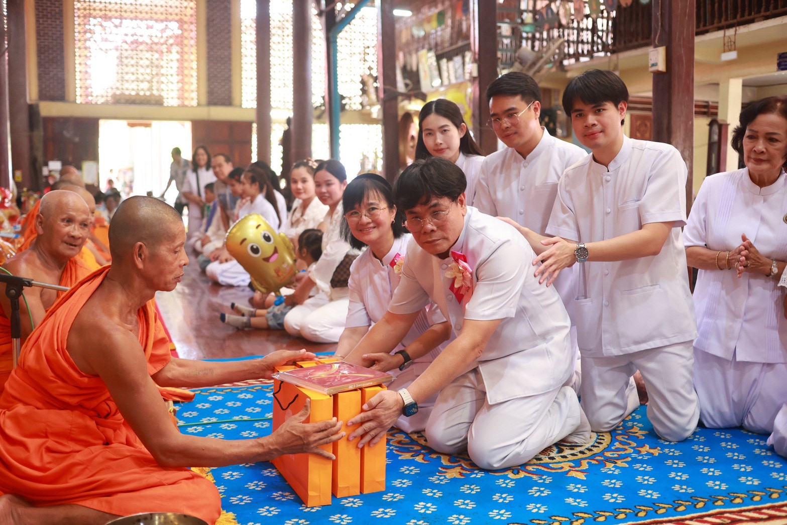 ภาพร่วมพิธีกรรมวัดสาธุชนาราม