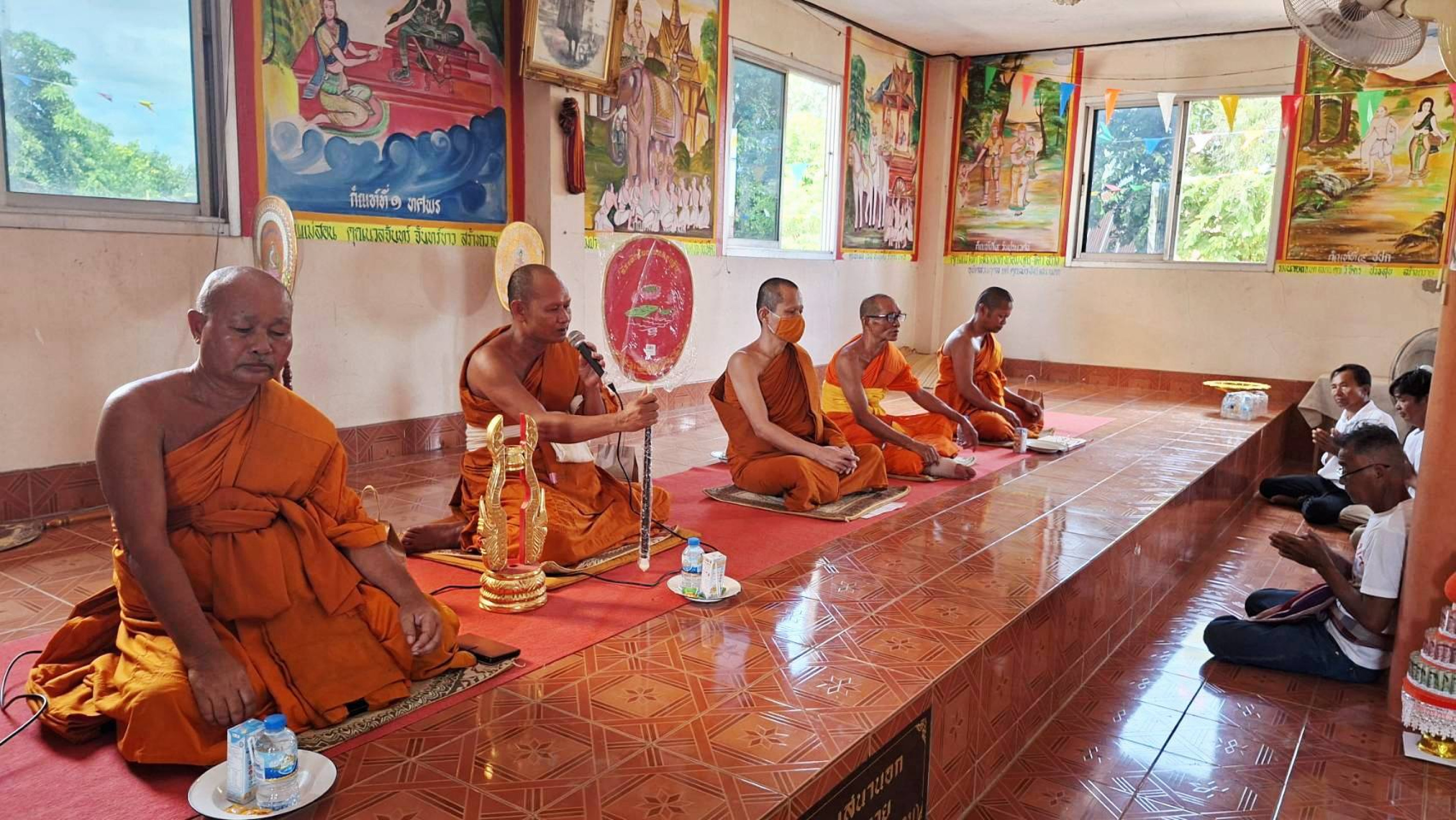 ภาพร่วมพิธีกรรมวัดหนองสรวงวนาราม