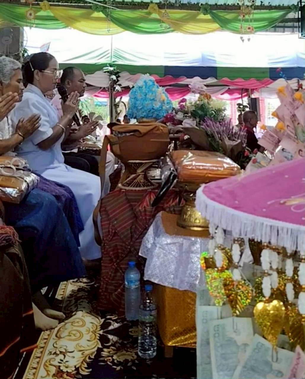 ภาพกล่าวคำถวายกฐินวัดบ้านขามน้อย