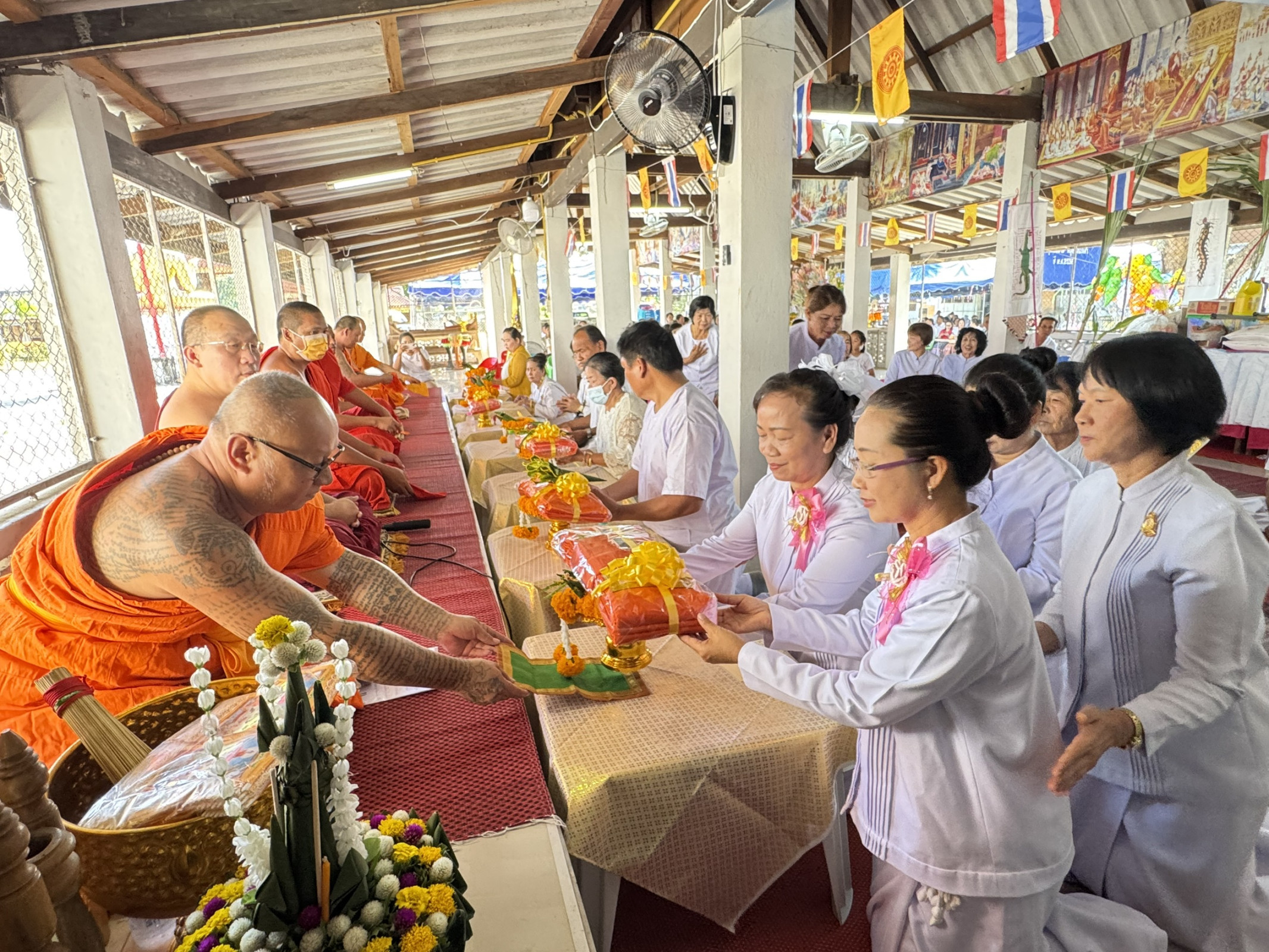 ภาพร่วมพิธีกรรมวัดปันเต้า