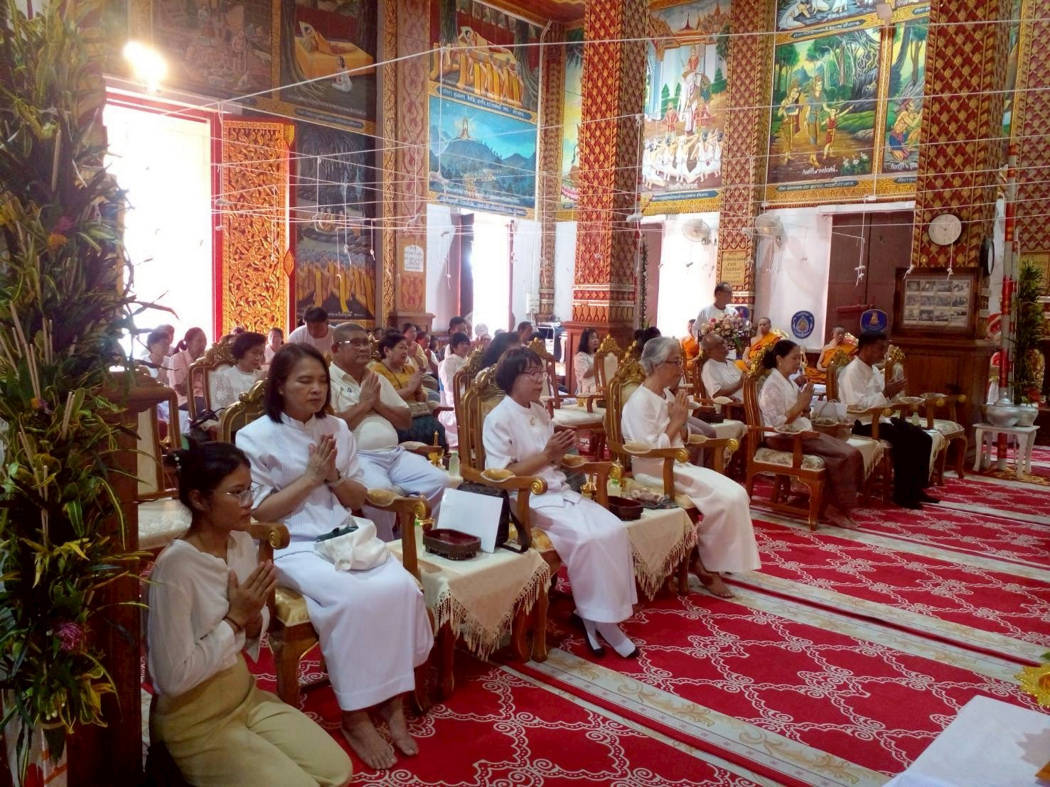 ภาพร่วมพิธีกรรมวัดพระเจ้าตนหลวง