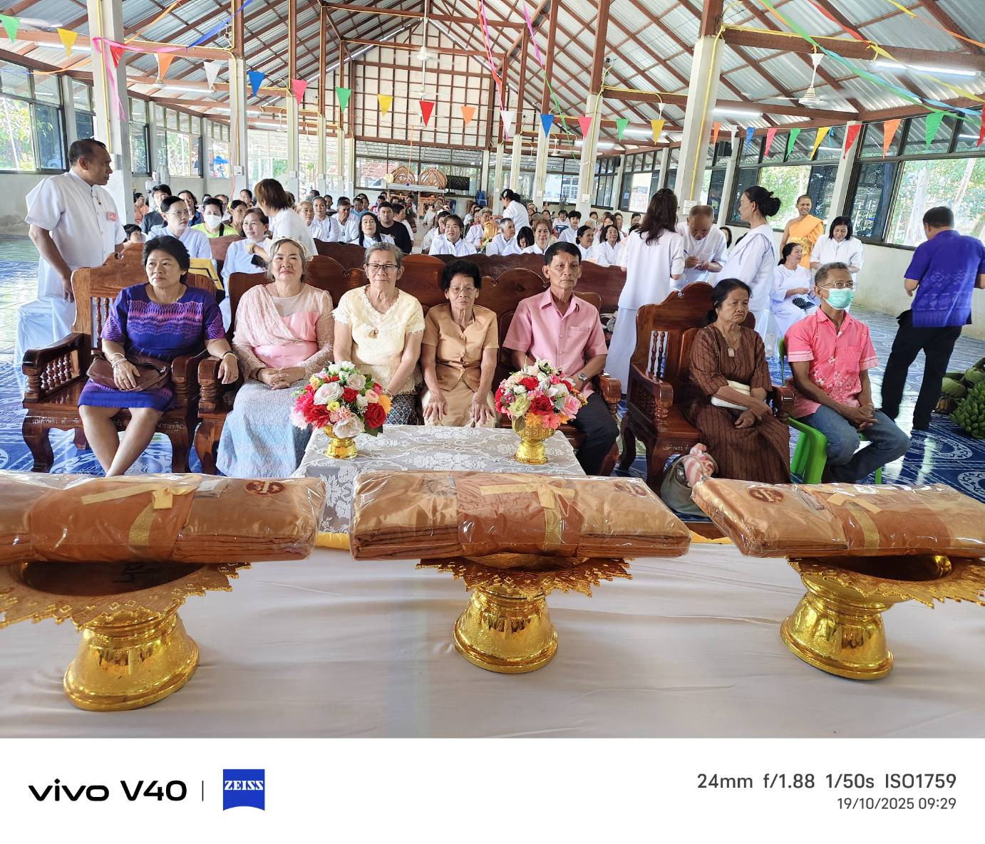 ภาพร่วมพิธีกรรมวัดเบญจศิลาราม