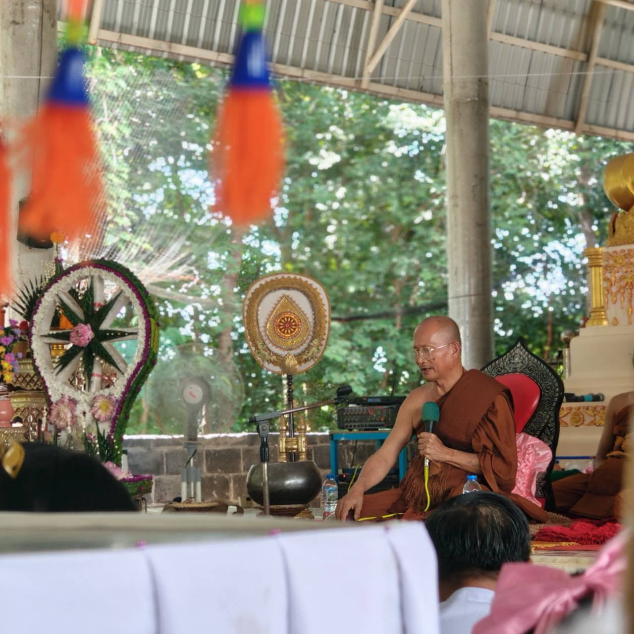 ภาพร่วมพิธีกรรมสำนักสงฆ์วัดป่าบ้านราษฎร์รักแดน