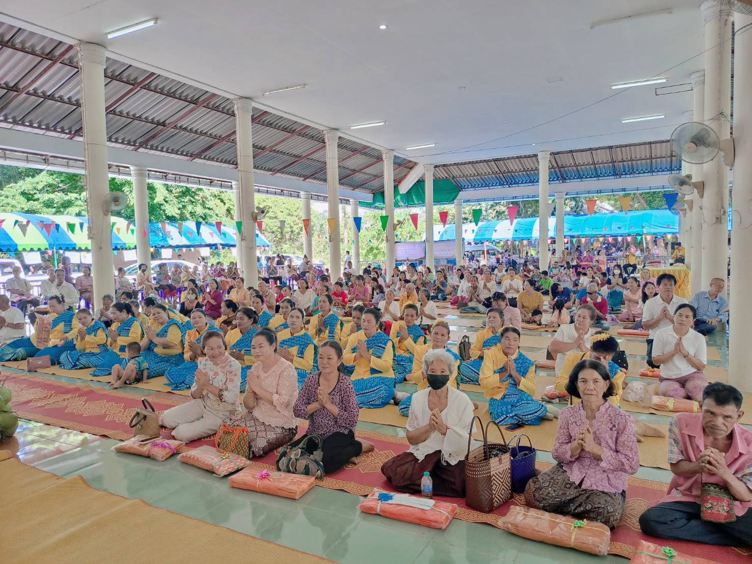 ภาพร่วมพิธีกรรมวัดป่าเขากระเจียว