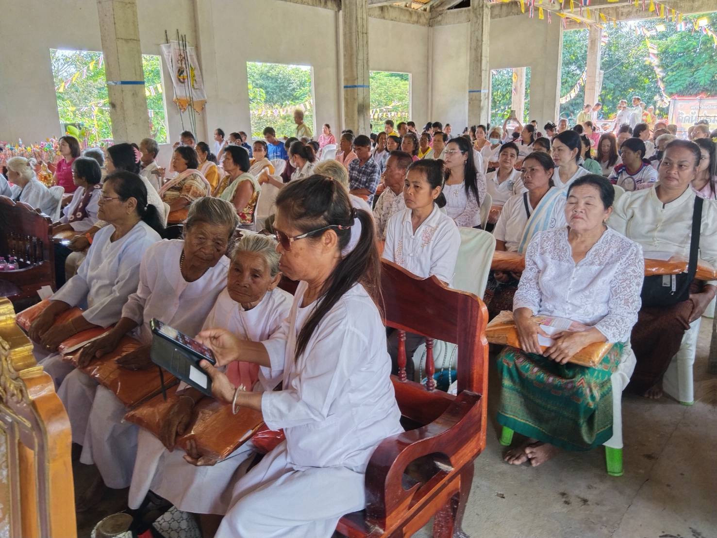 ภาพร่วมพิธีกรรมวัดโคกเพชร