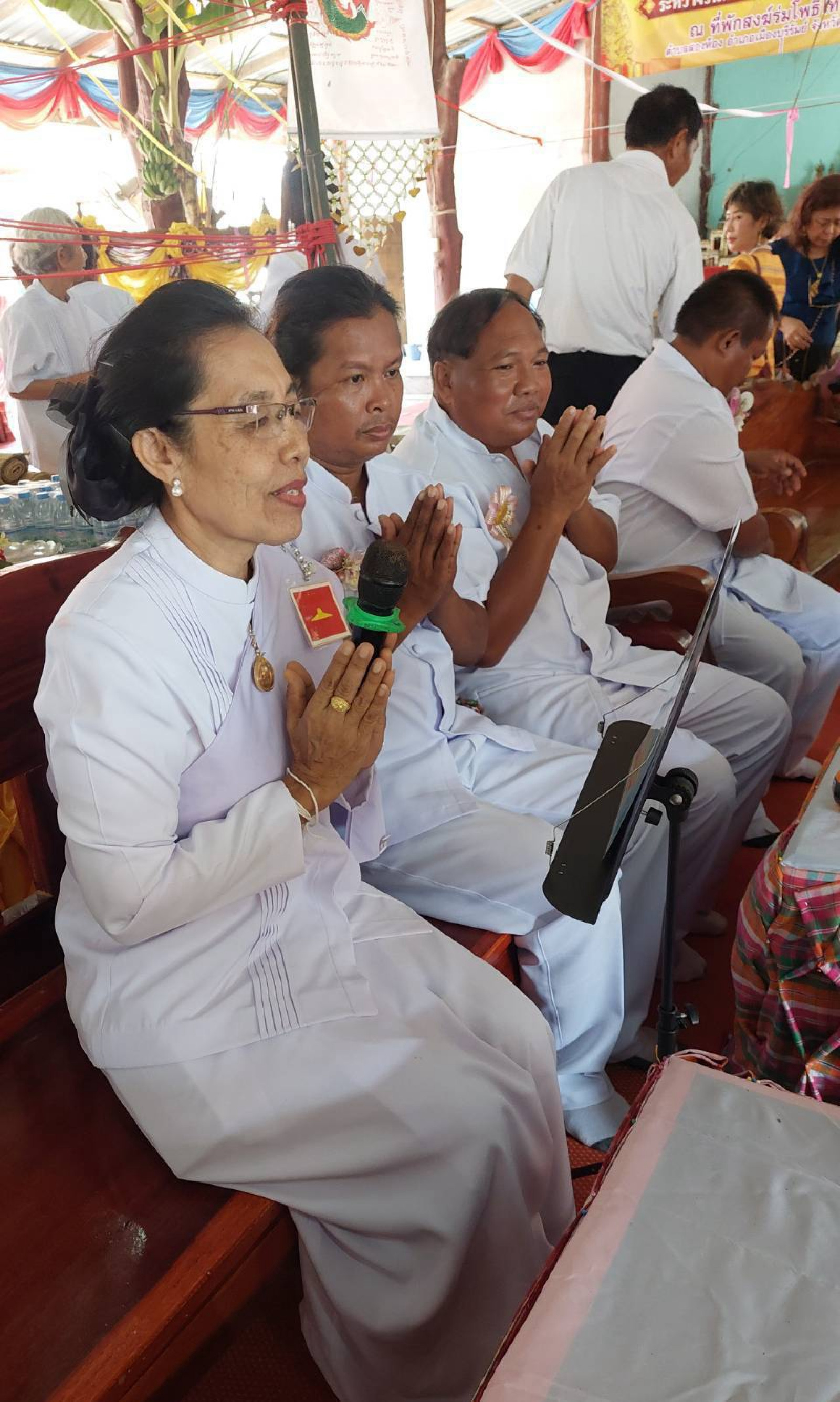 ภาพกล่าวคำถวายกฐินวัดร่มโพธิ์ไทร