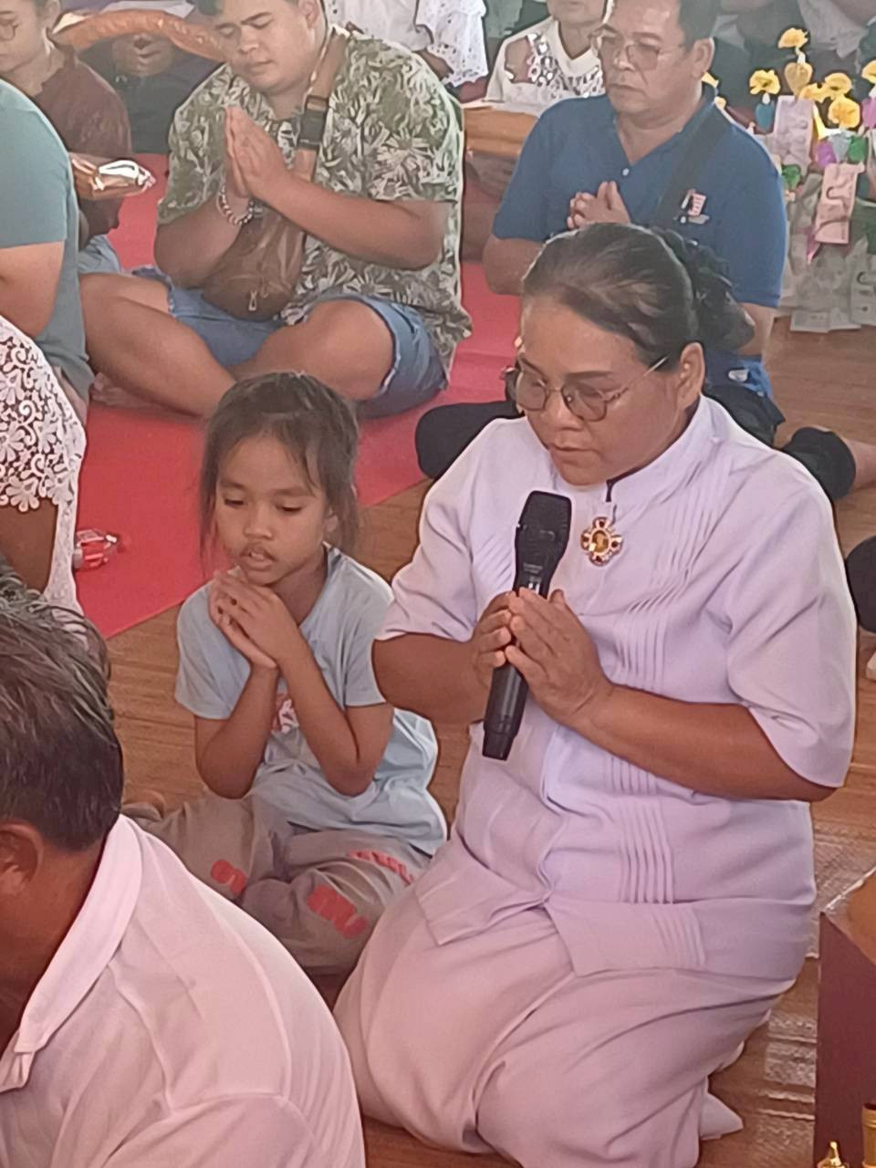 ภาพกล่าวคำถวายกฐินวัดศรัทธาชุมพล