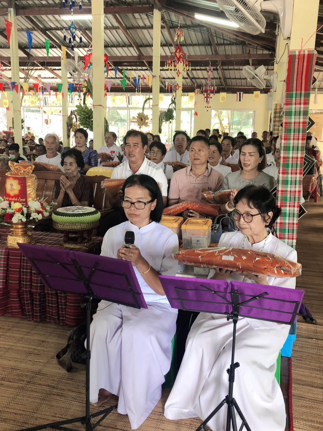 ภาพร่วมพิธีกรรมวัดโคกกระเบื้อง