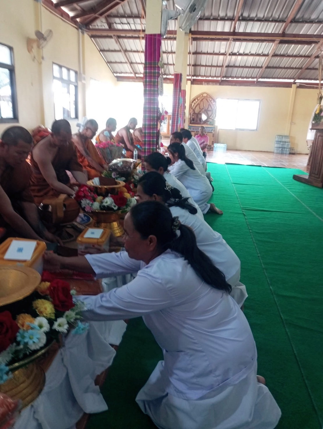 ภาพร่วมพิธีกรรมวัดโคกกระเบื้อง