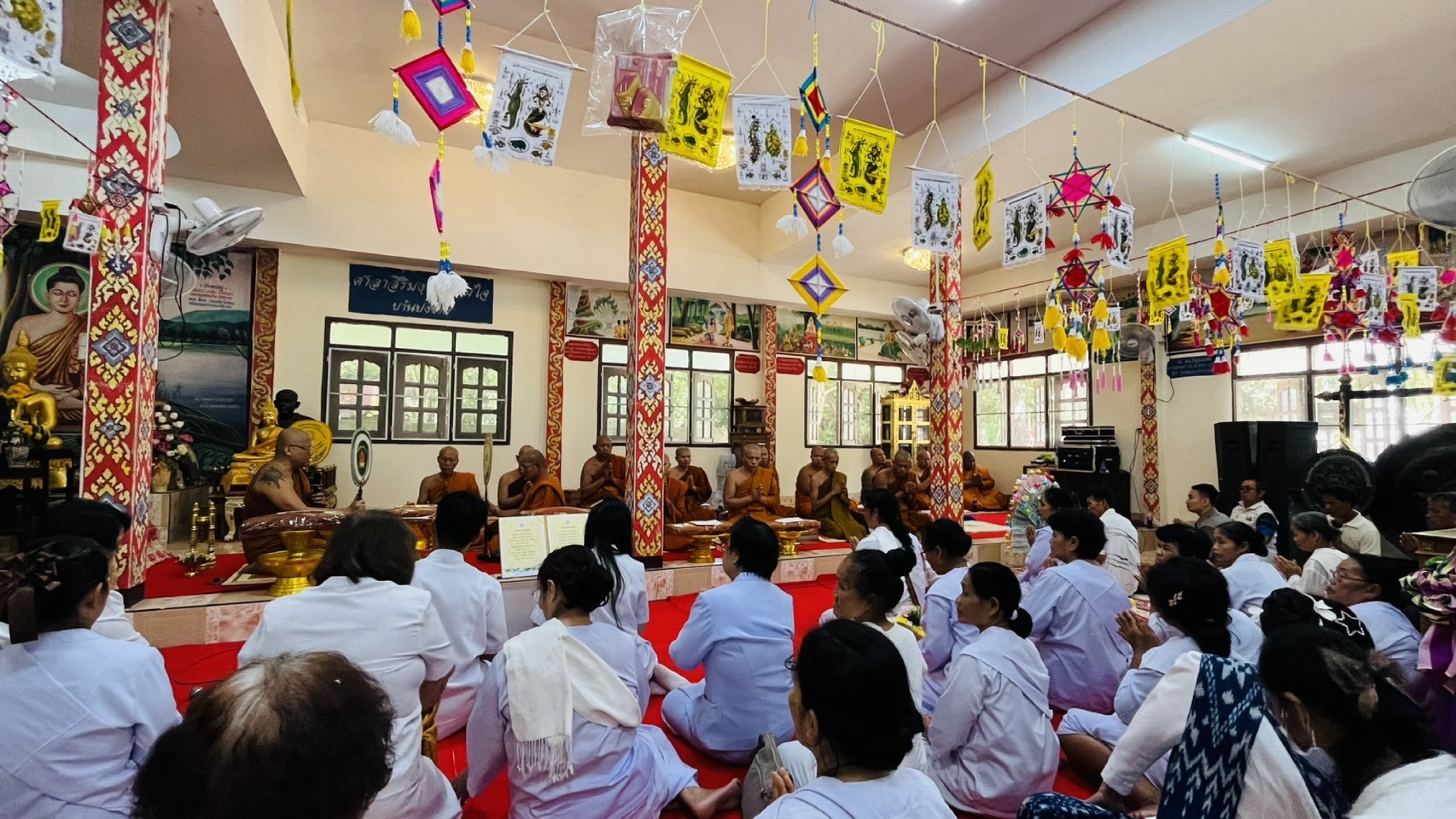 ภาพร่วมพิธีกรรมวัดป่าป่งขาม