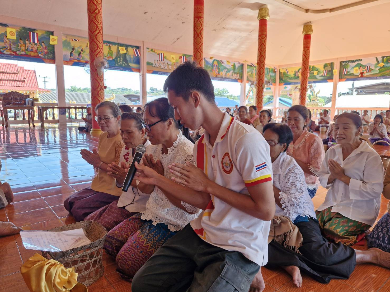 ภาพกล่าวคำถวายกฐินวัดโพธิ์ไทร