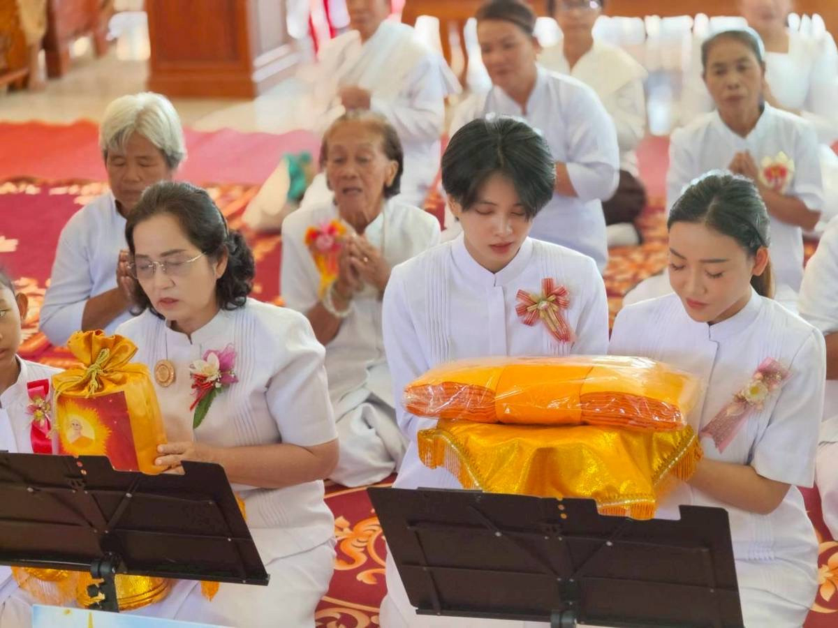 ภาพร่วมพิธีกรรมวัดโพธิ์ไทร