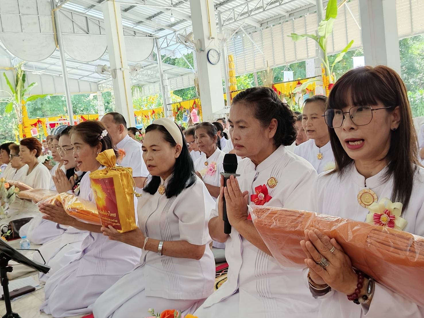 ภาพร่วมพิธีกรรมวัดสมเด็จ ๑(ห้วยทรายทอง)