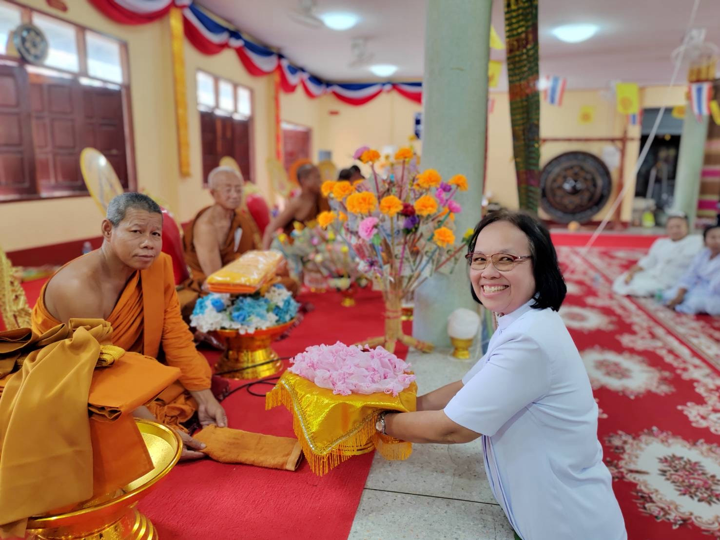 ภาพร่วมพิธีกรรมวัดพุทธรูปโพธิ์ศรี