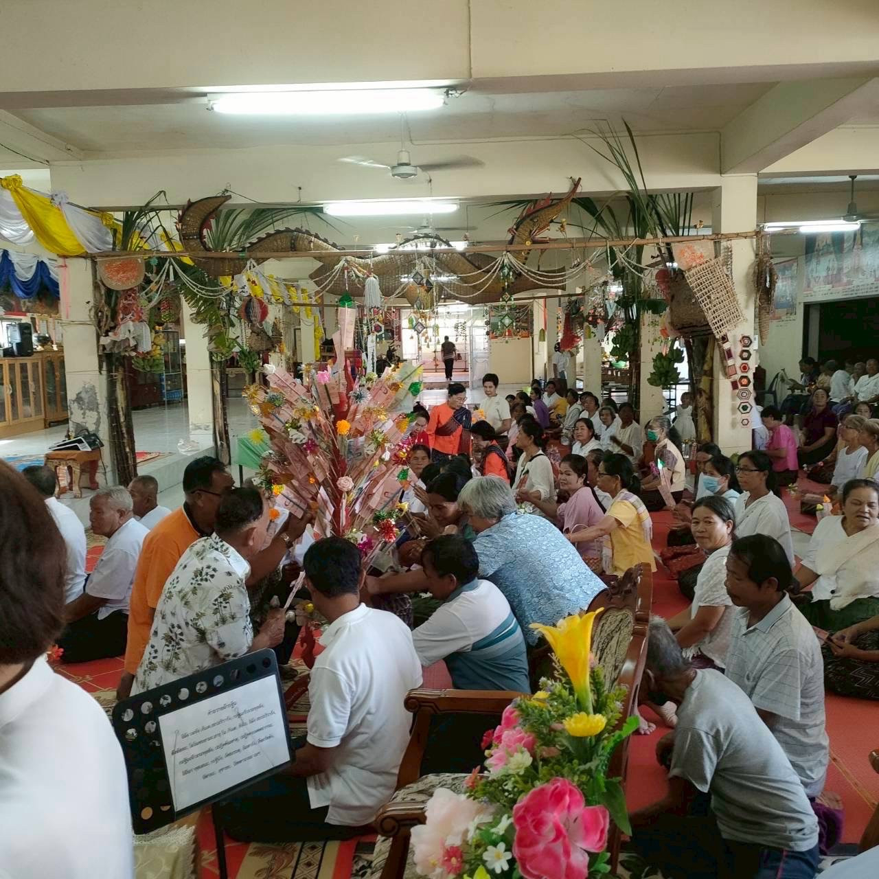 ภาพกล่าวคำถวายกฐินวัดนิเวสคชสาร