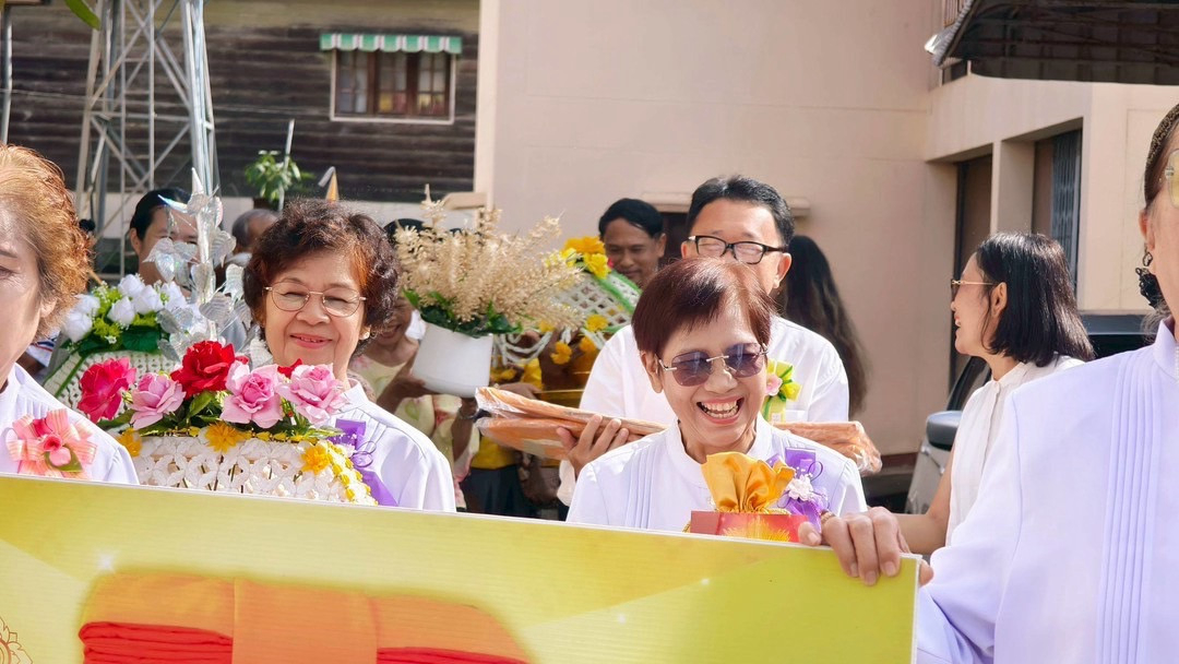 ภาพร่วมขบวนกฐินวัดประดิษฐ์ธรรมคุณ