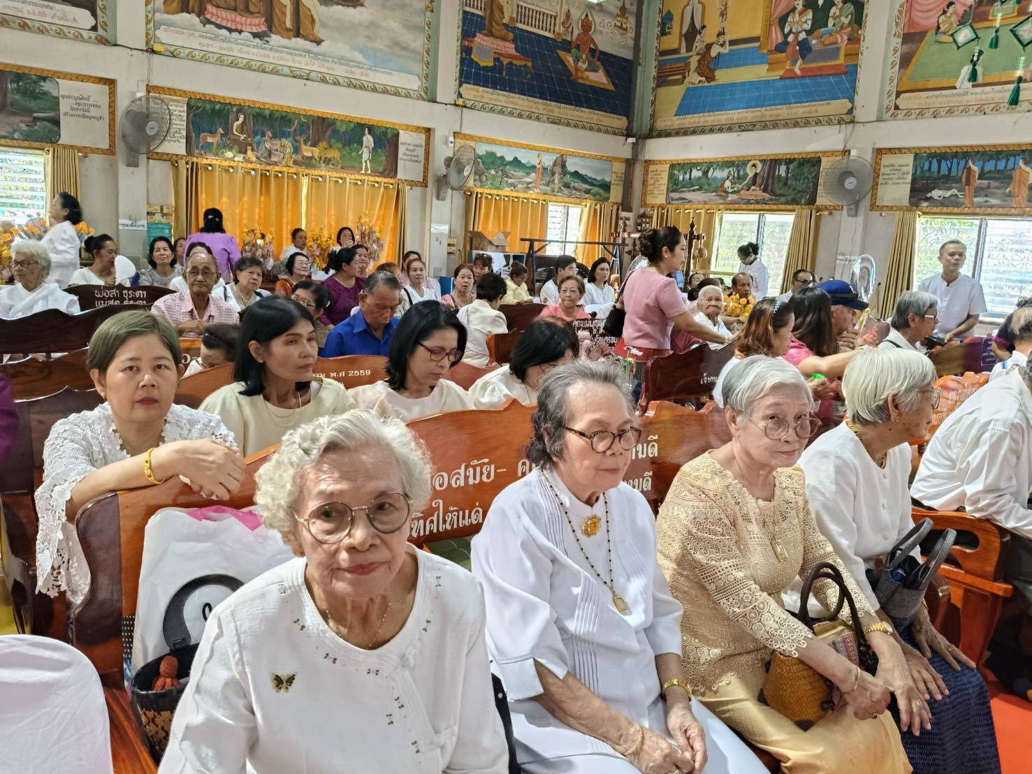 ภาพร่วมพิธีกรรมวัดอรัญญิกาวาส