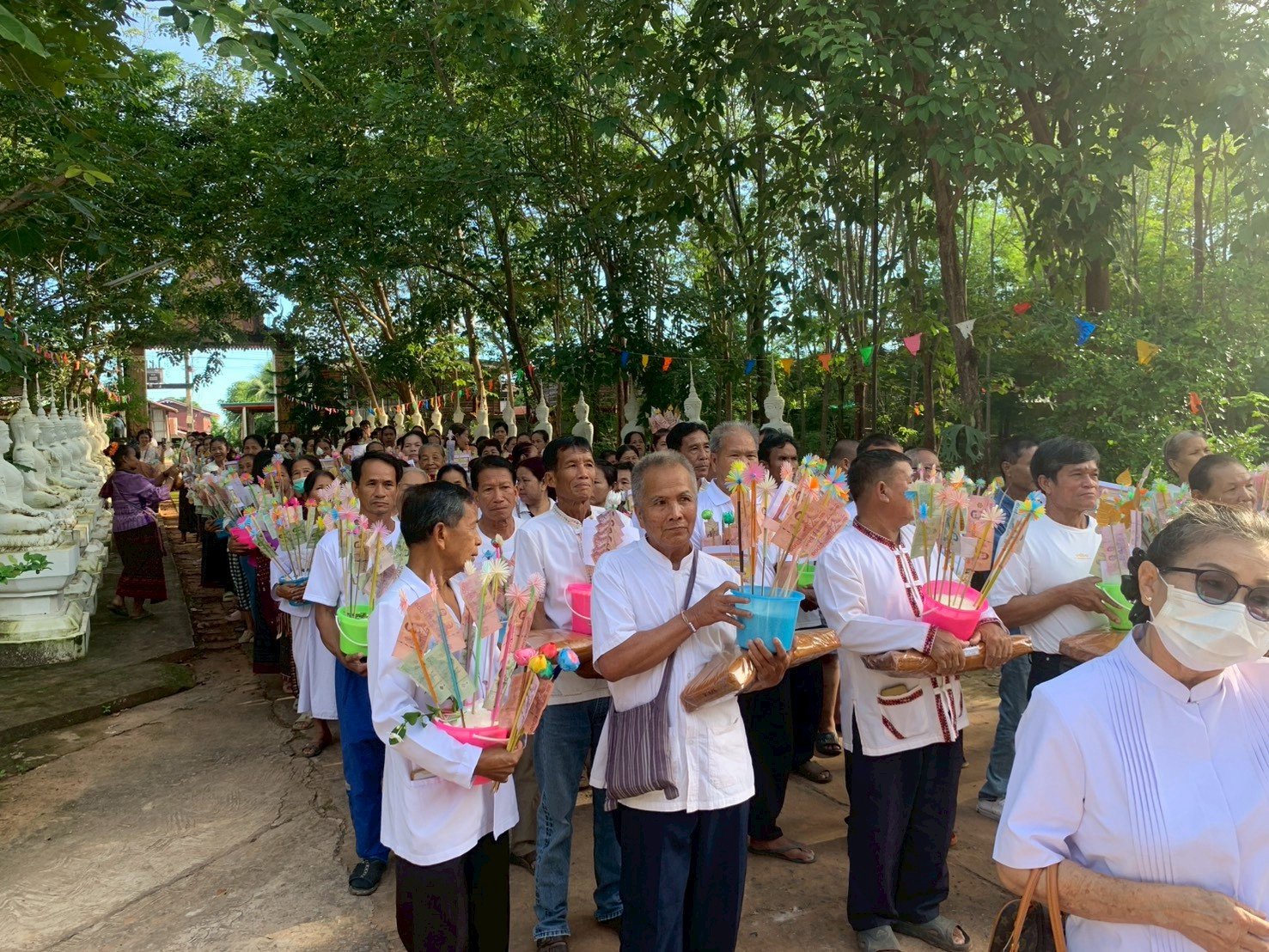 ภาพร่วมพิธีกรรมวัดศรีชุมพร