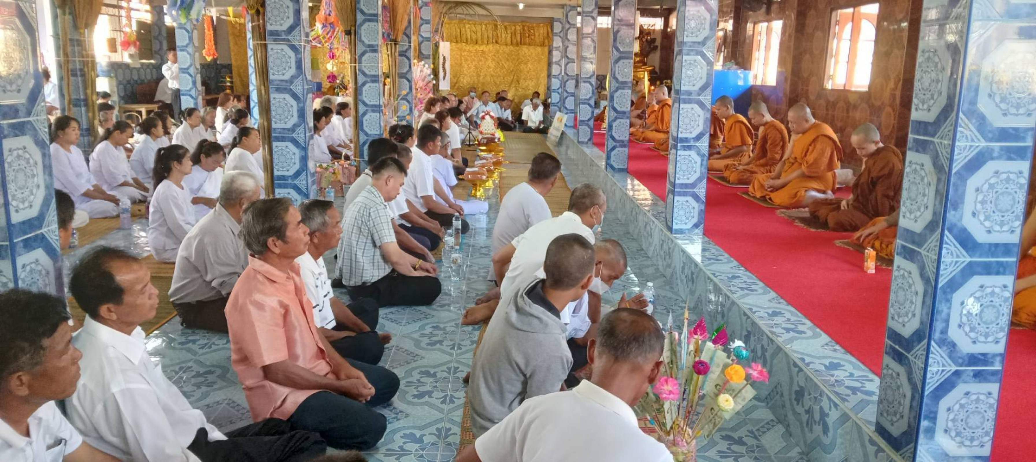 ภาพร่วมพิธีกรรมวัดสระแก้ว