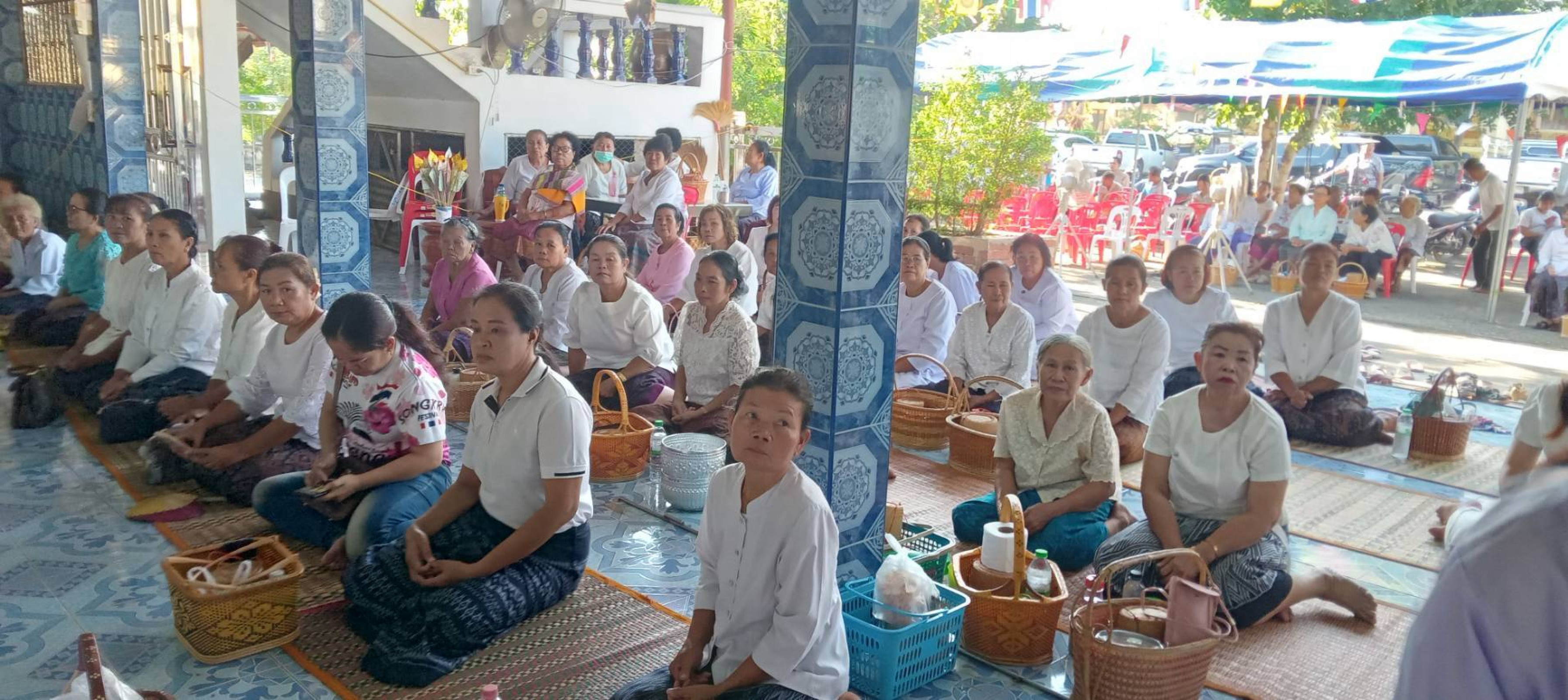 ภาพร่วมพิธีกรรมวัดสระแก้ว