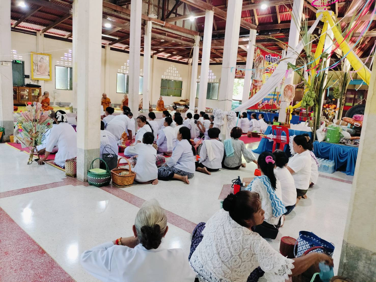 ภาพร่วมพิธีกรรมวัดศรีสว่างอาราม