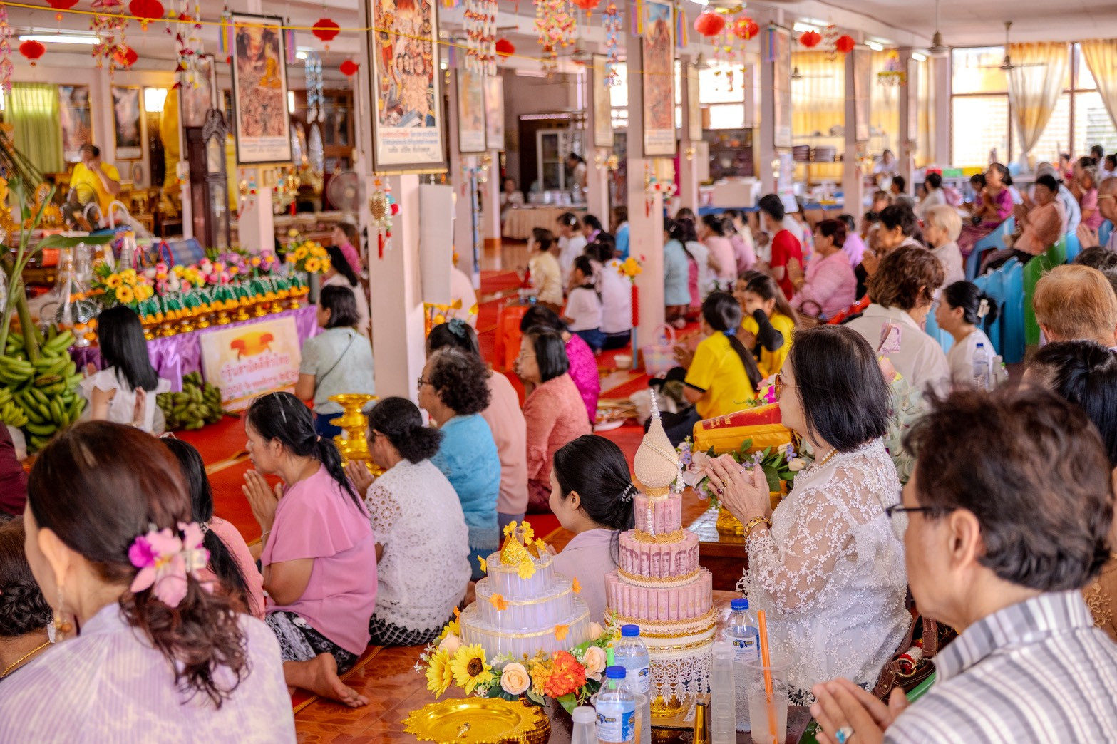 ภาพร่วมพิธีกรรมวัดอินทราวาส