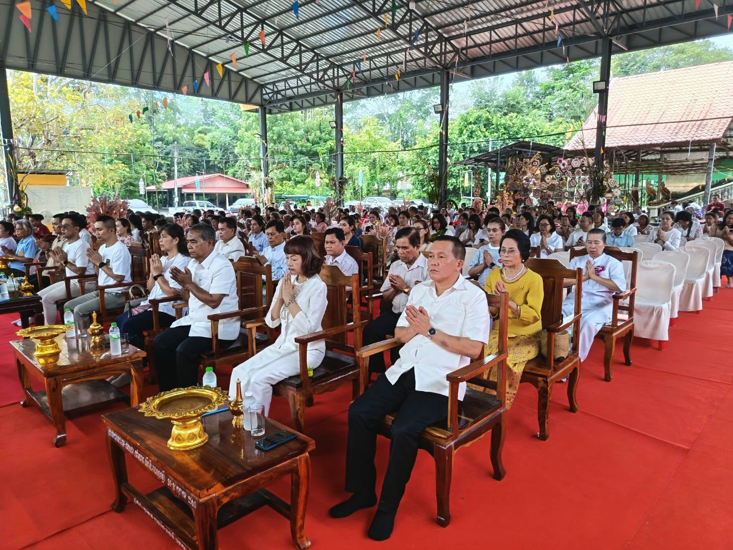 ภาพร่วมพิธีกรรมวัดอัมพวันวิทยาราม