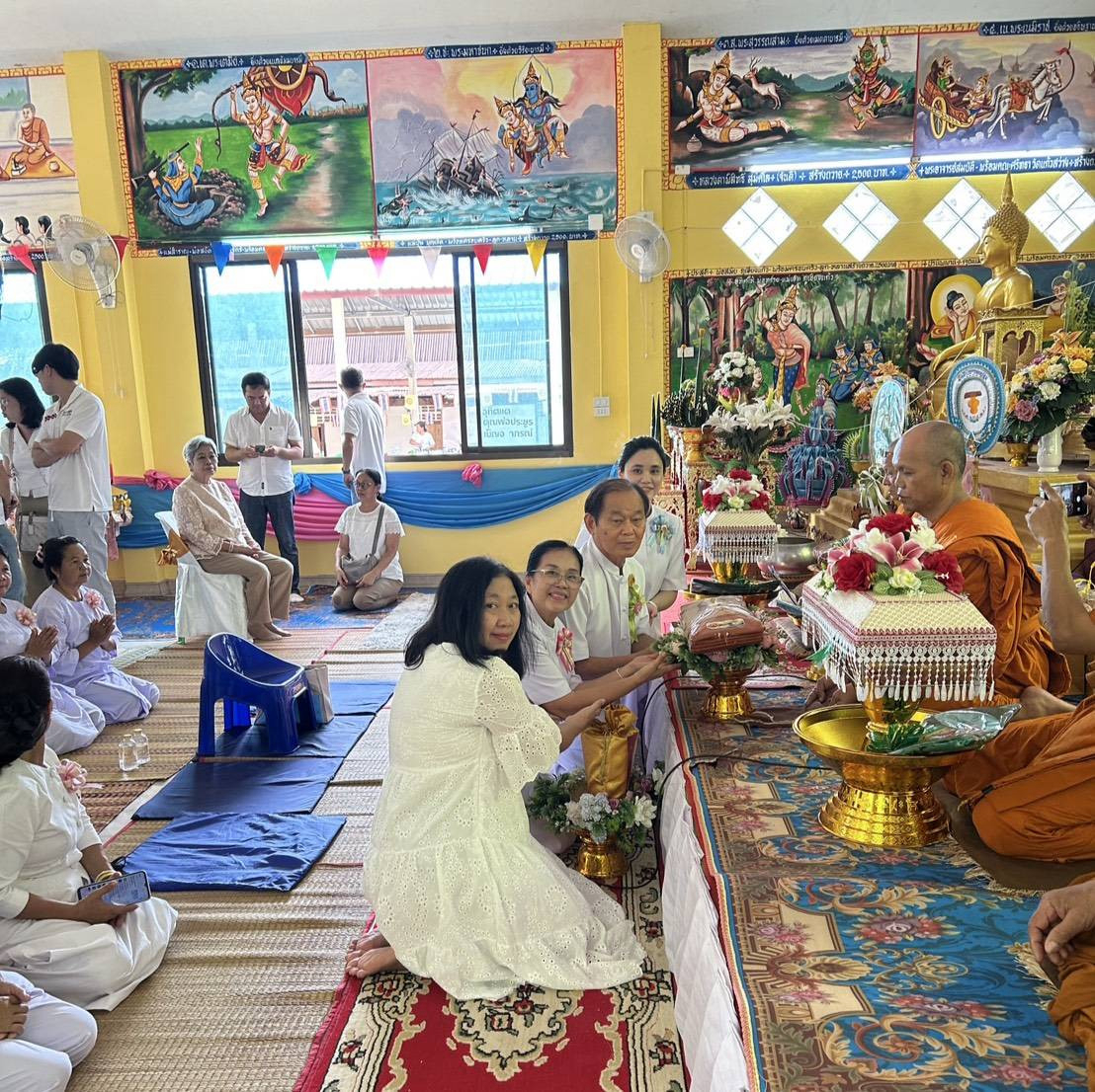 ภาพร่วมพิธีกรรมวัดมงคลนิมิตร