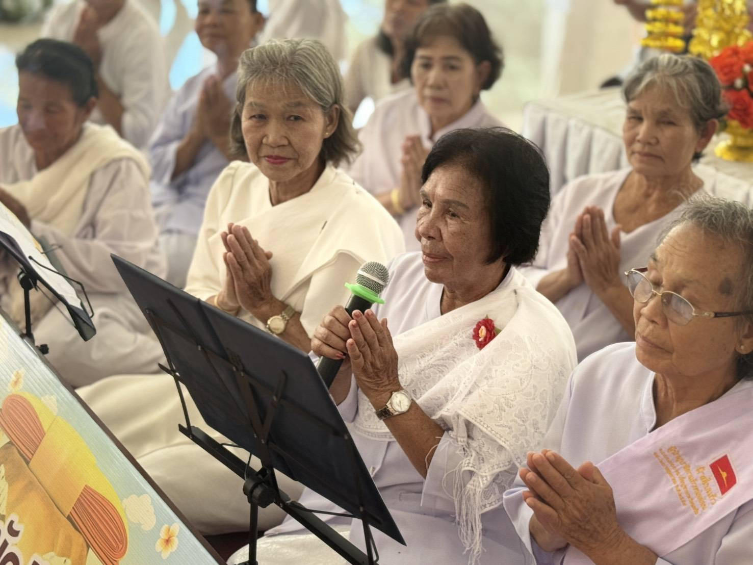 ภาพกล่าวคำถวายกฐินวัดป่าเจริญธรรม