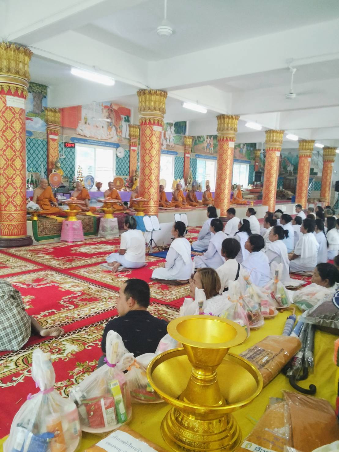 ภาพร่วมพิธีกรรมวัดลำดวน