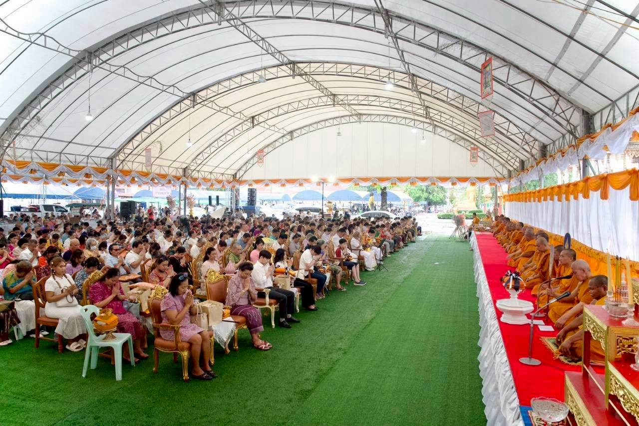 ภาพร่วมพิธีกรรมวัดเทพประสาท